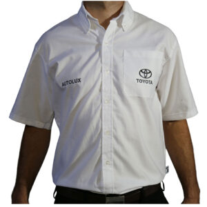 C08 - Camisa hombre oxford lisa mangas cortas